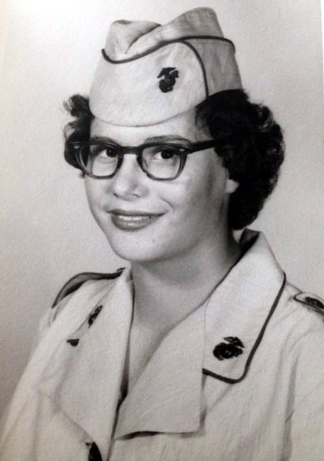 Obituary of Stephanie Strohmann Reyes