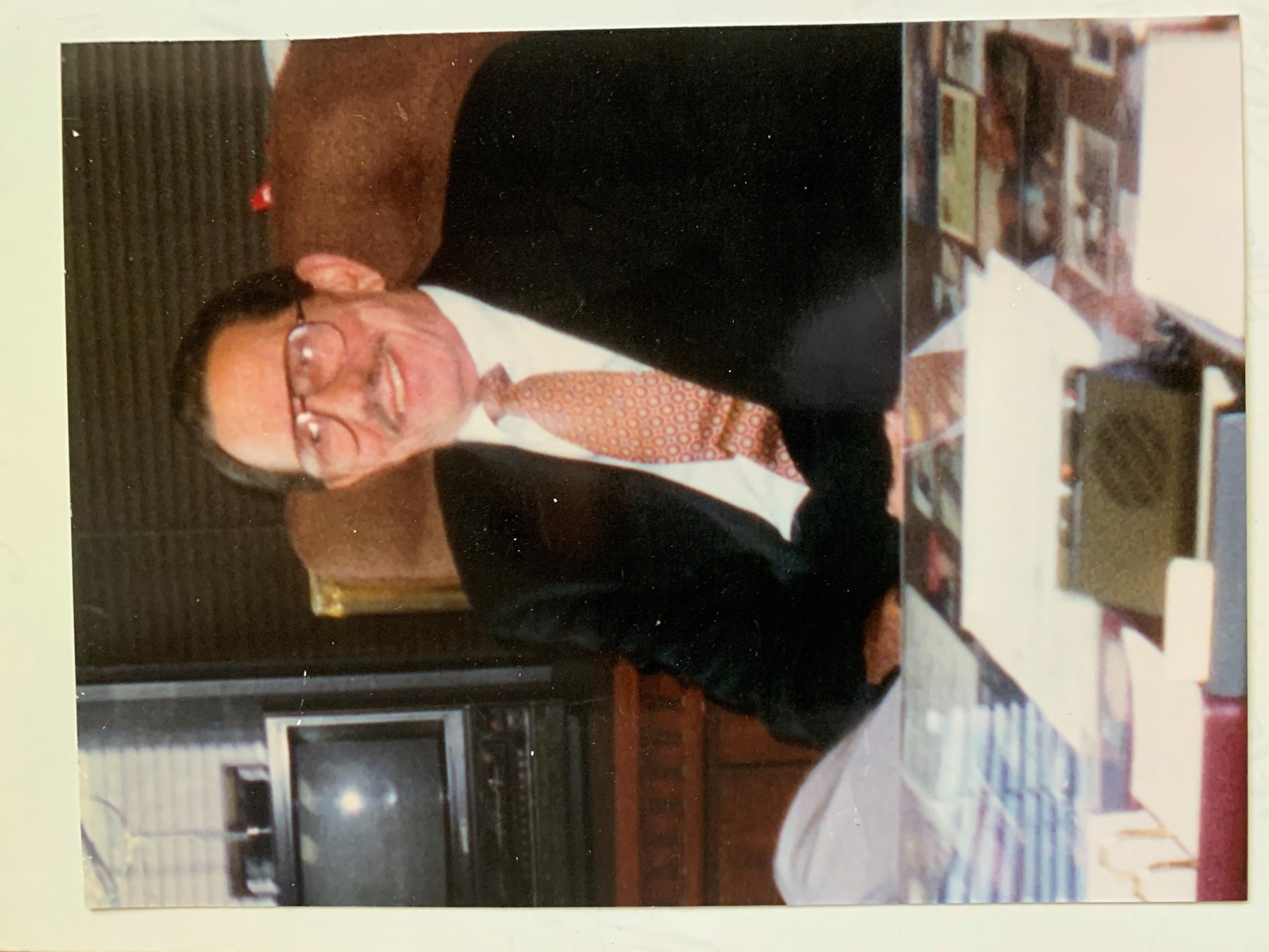 Obituary of Oscar De la Guardia