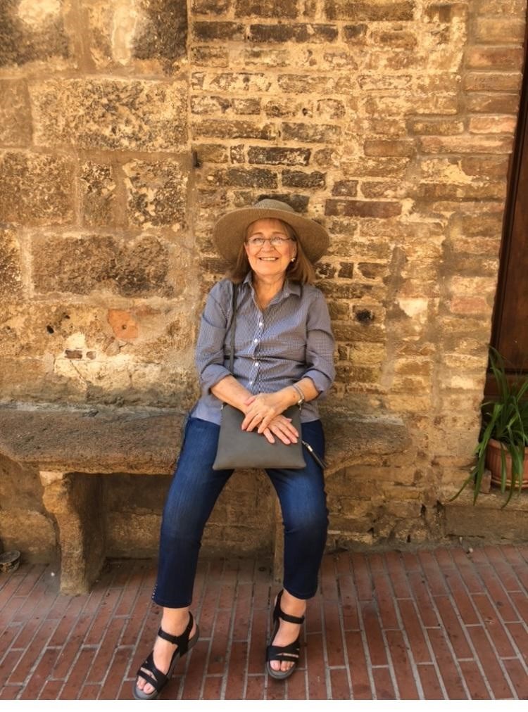 Obituary of Crisalida Melo