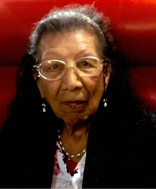 Obituario de Consuelo L. Gonzalez