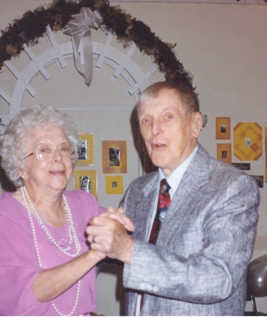 Obituario de Fern Aho