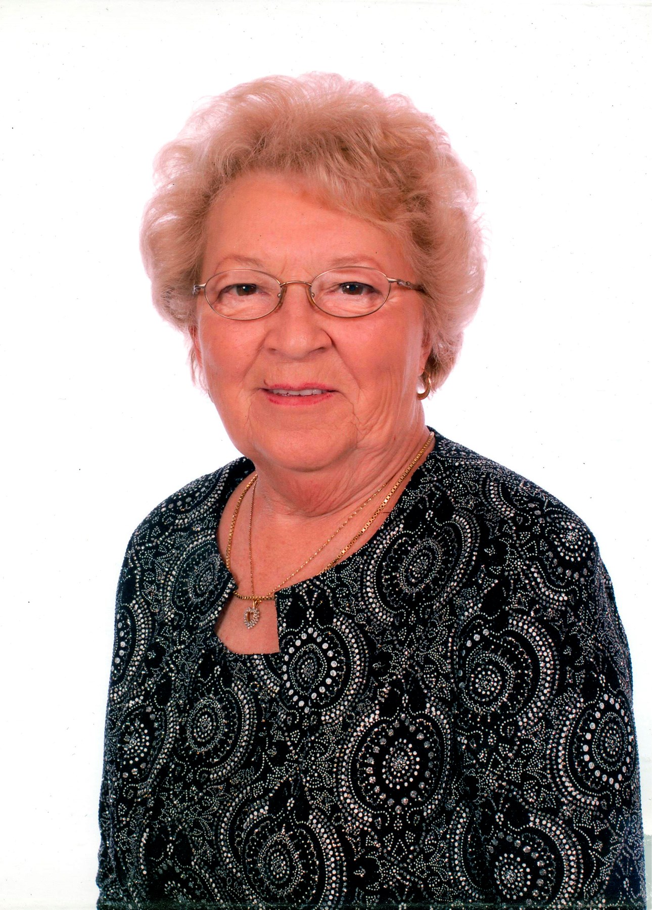 Obituary of MaryBeth (Jewell) Darlington