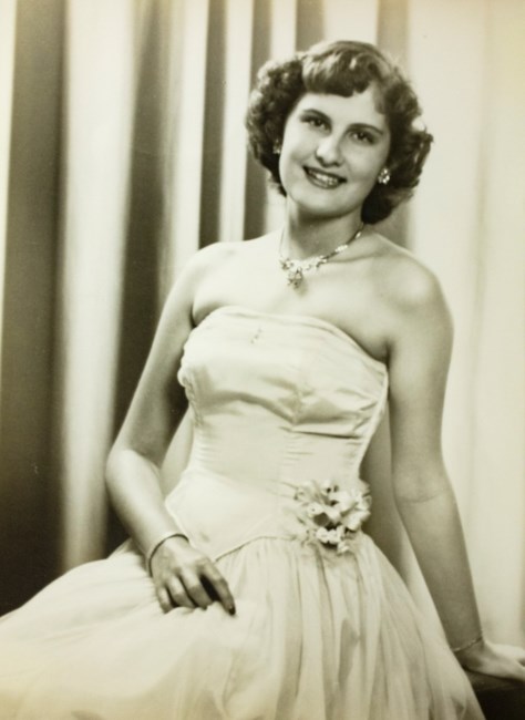 Obituary of Molene Henderson Lee