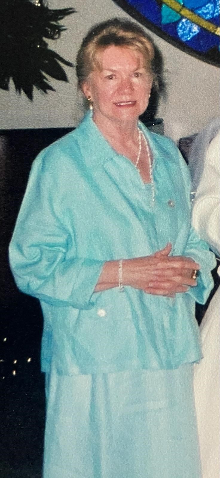 Obituary of Beverly Joyce Shirah Leathers