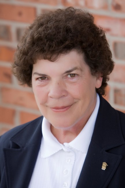 Obituario de Mary Patricia "Patty" (Luff) Moeller