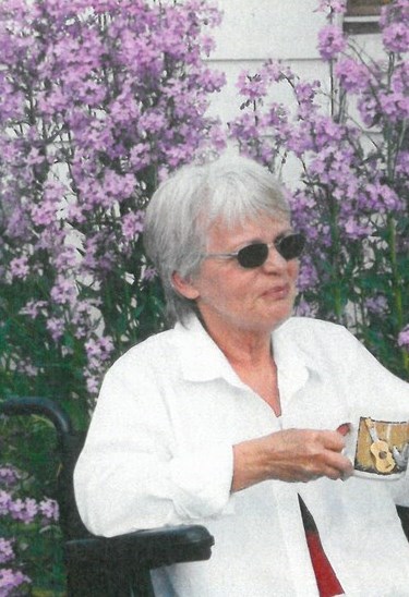 Obituario de Phyllis Gwendolyn Coverston