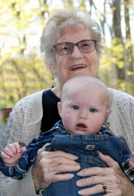 Obituary of Vivian (Hardy) Smith