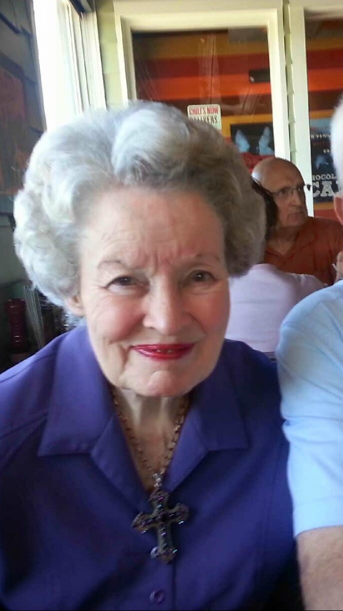 Obituario de Esther Joyce Dangler