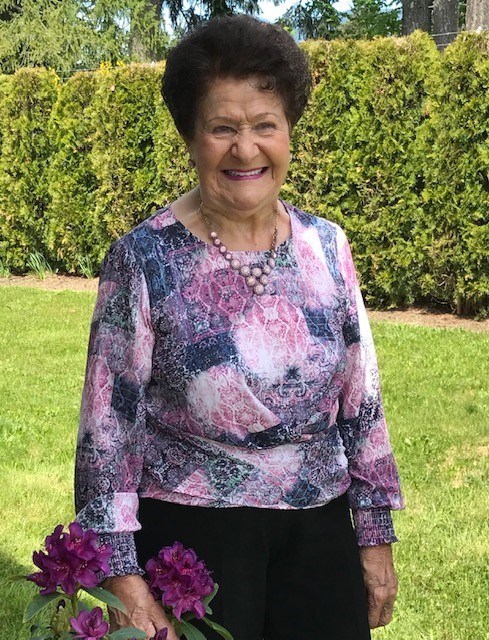 Obituary of Regina Maria Bosma