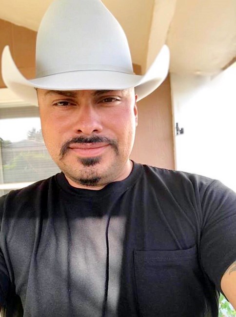 Obituario de Ivan Davila