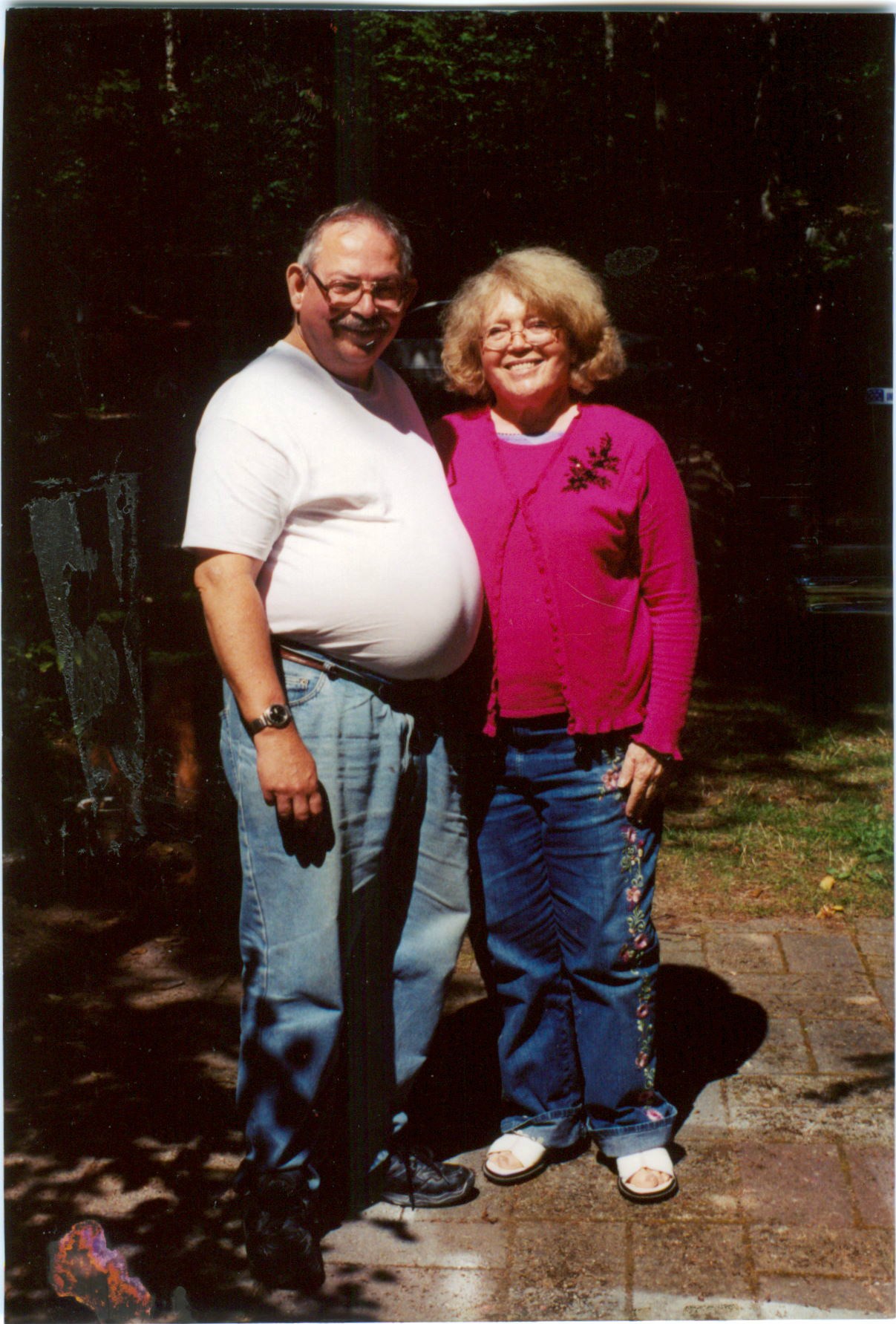 Obituary of Rolland & Yvonne von Fettweis