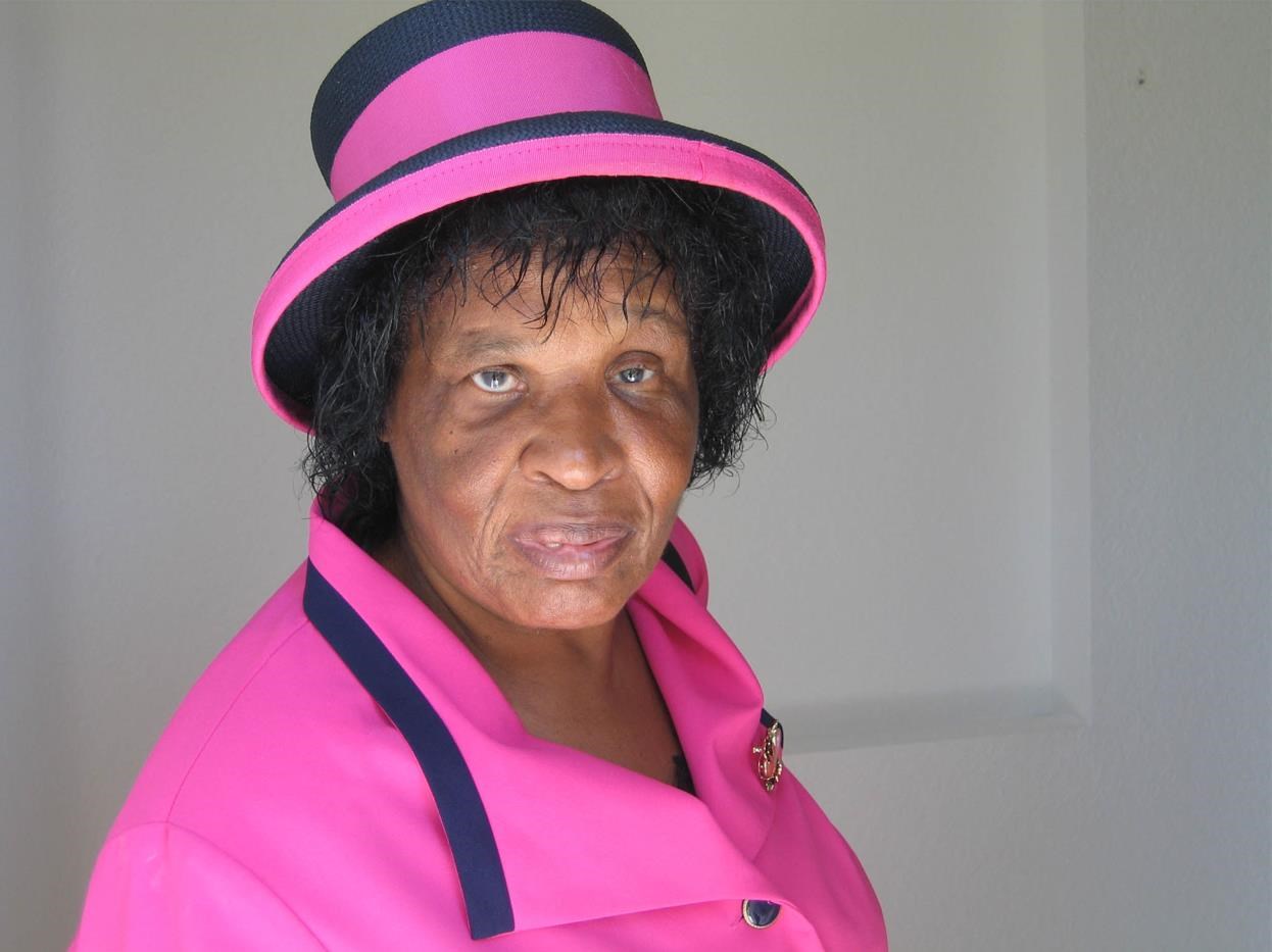 Obituary of Esther Henry