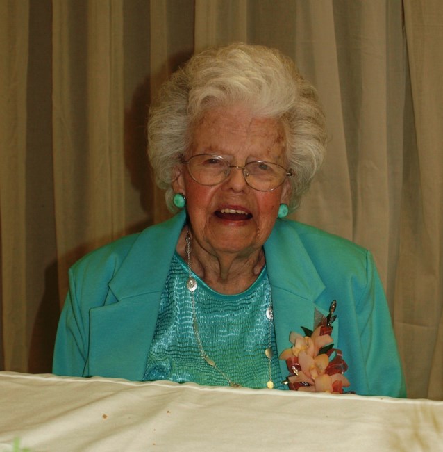 Obituary of Betty F McDavid