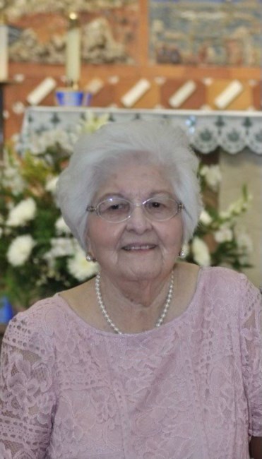 Obituary of Maria Alba Velasquez