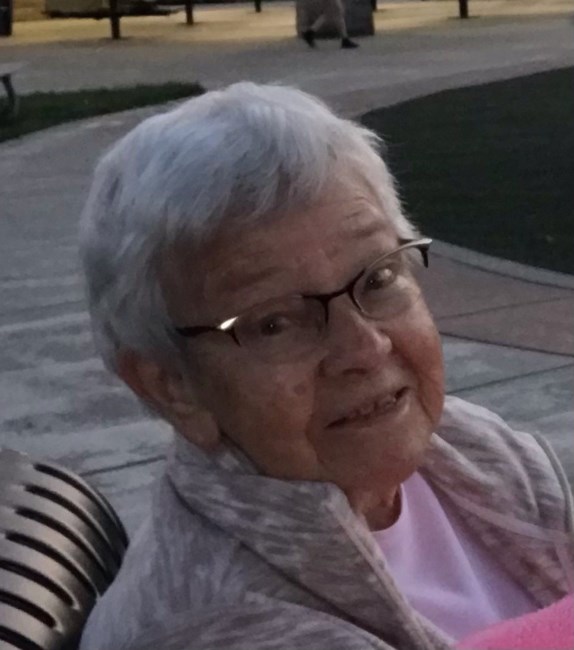 Obituary of Doris Elaine Thomson