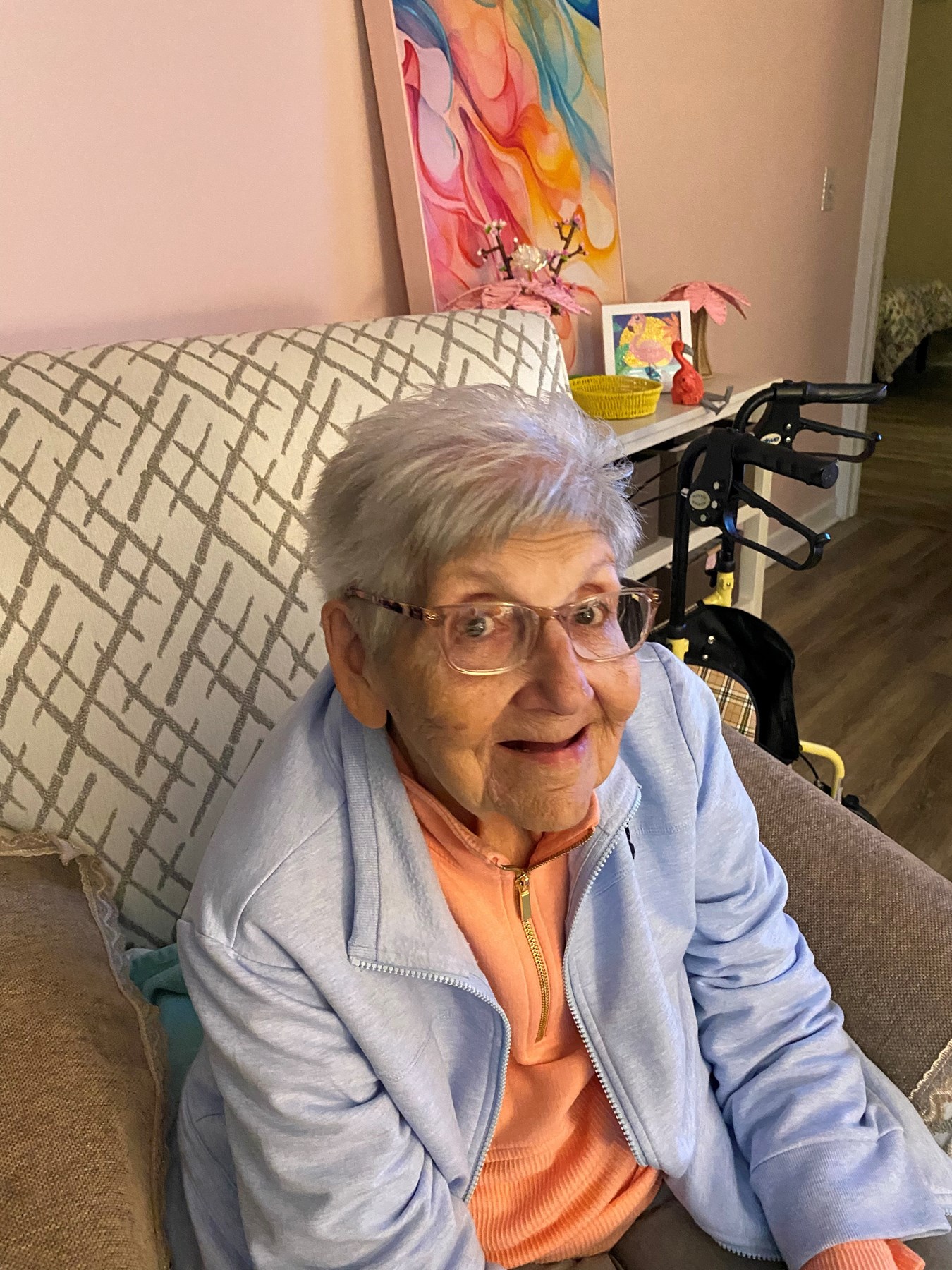 Obituary of Encarnation Gloria Hoetzel