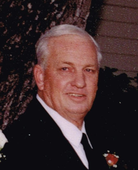 Obituario de Thomas E. Wood