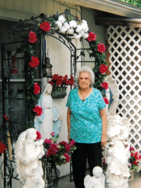 Obituary of Mercedes Villareal