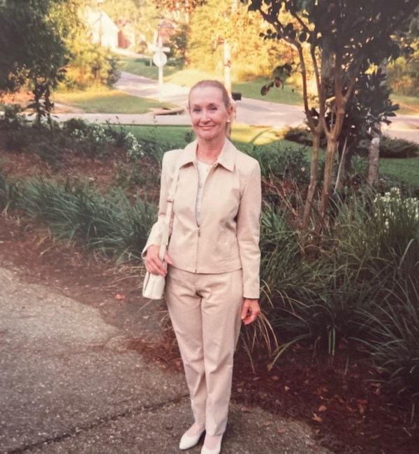 Obituary of Beverly Sears Lescher