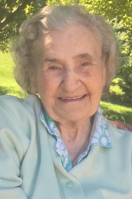 Obituary of Evelyn Josephine Adams