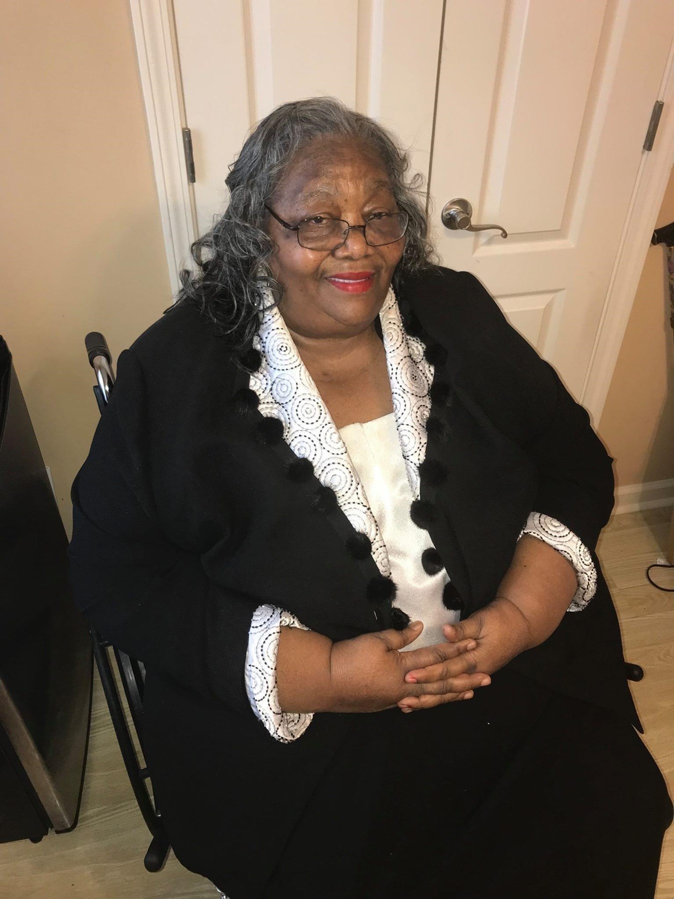 Obituary of Vivian Edwards