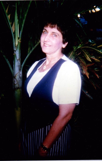 Obituary of Della June Lamb