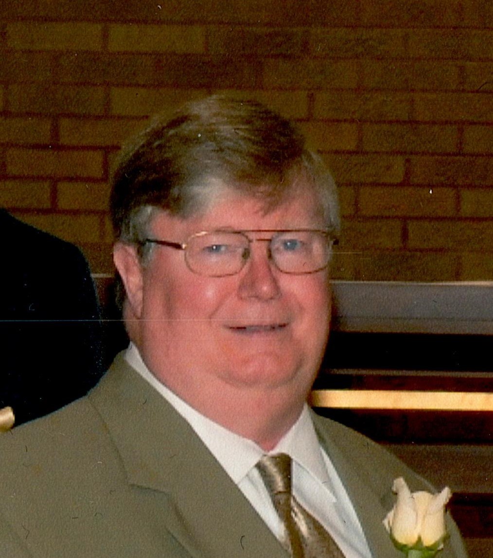 Obituary of Thomas R Wallace