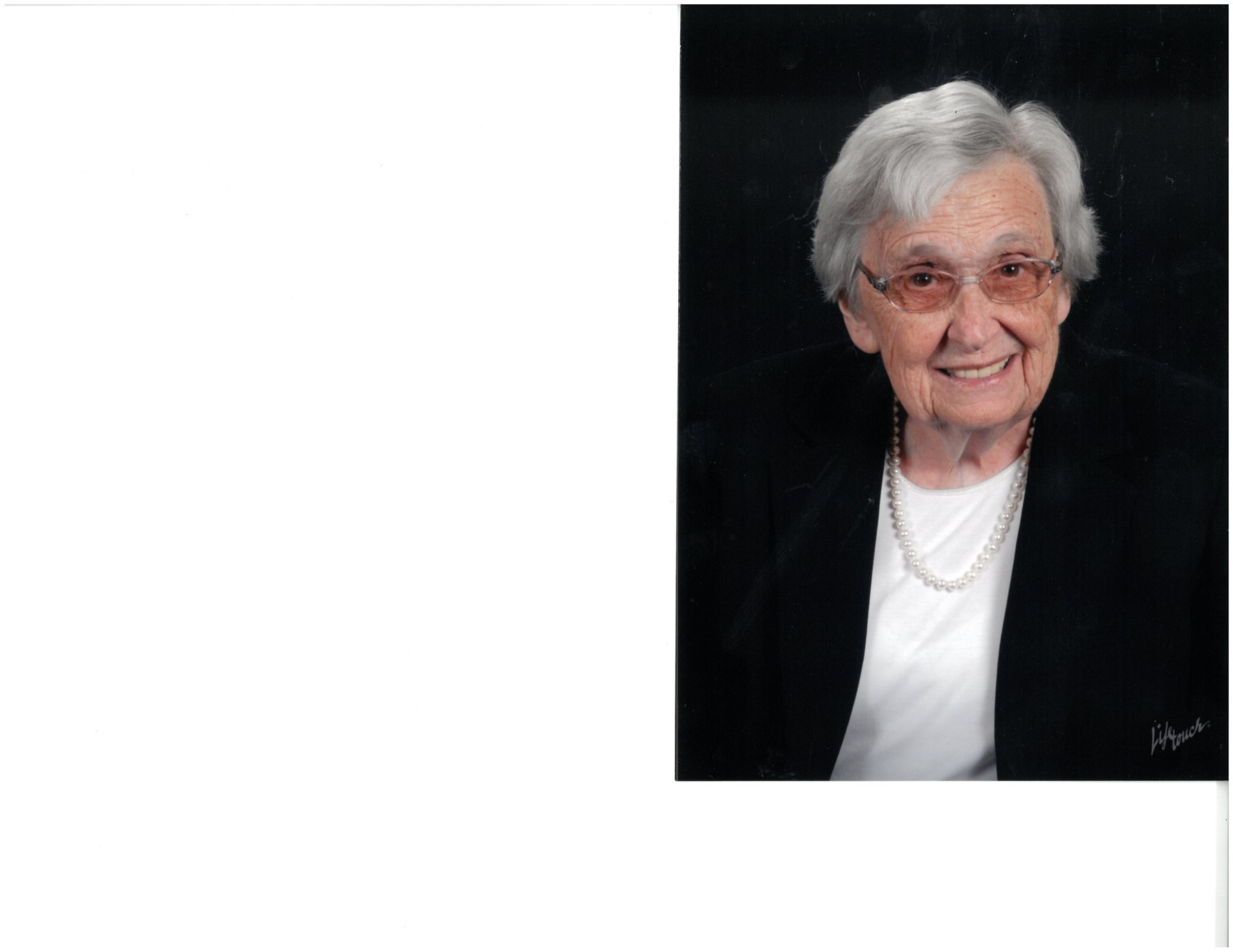 Obituario de Mary Maud Sharpe