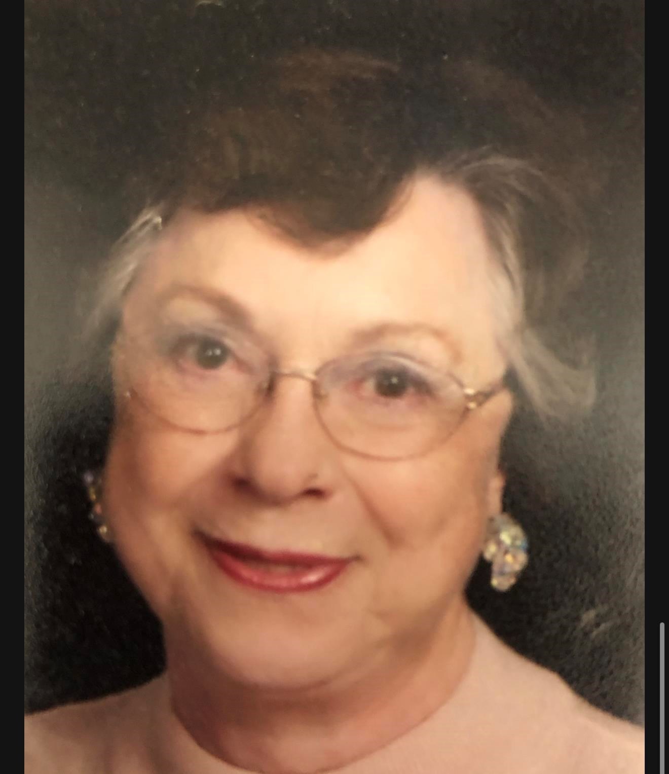 Obituario de Dorothy G. Strange