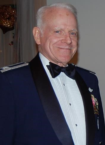 Obituario de Robert R. McCartney   Col. USAF (ret.)