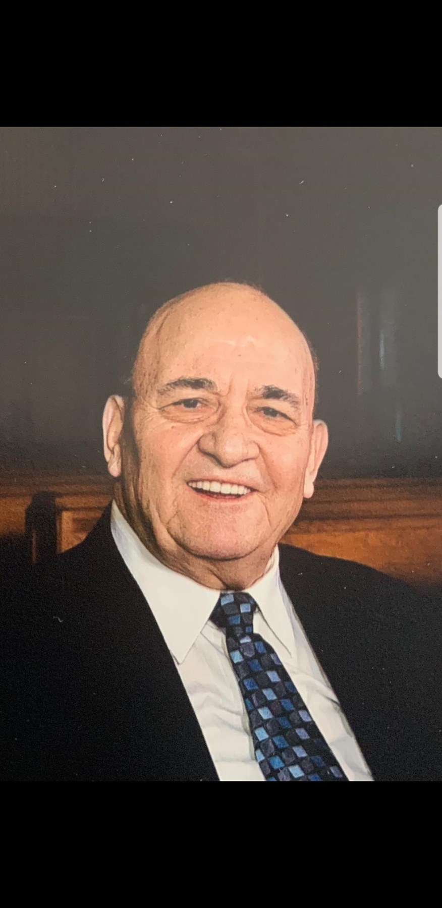 Obituary of Constantine "Gus" Kakamousias
