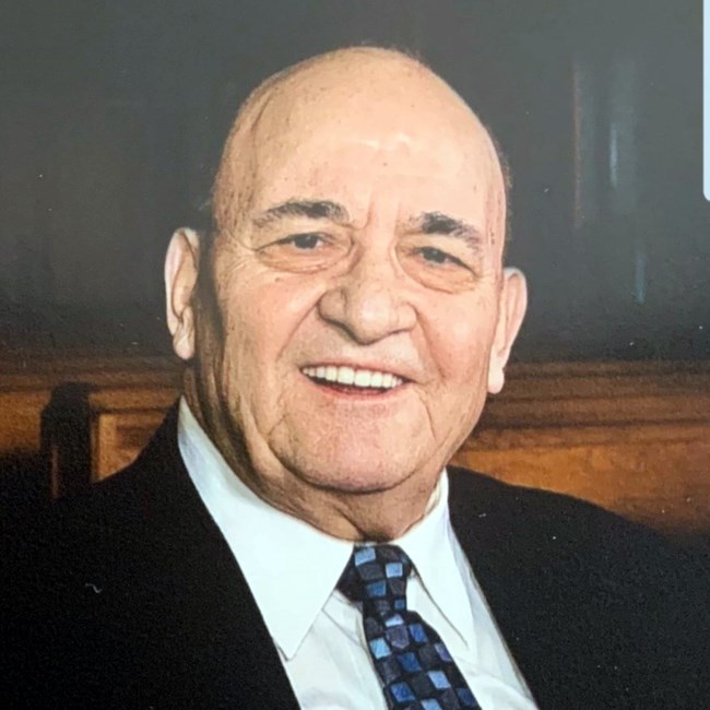 Obituary of Constantine "Gus" Kakamousias