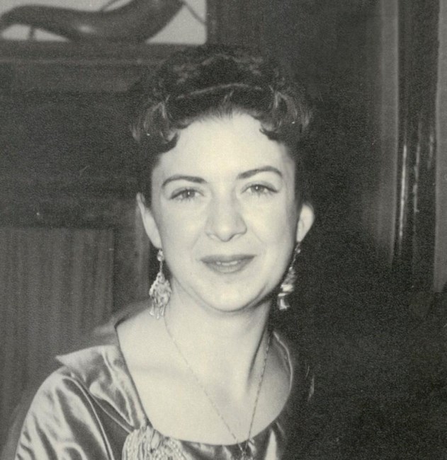 Obituario de Cecilia Guadalupe de la Garza De Haro