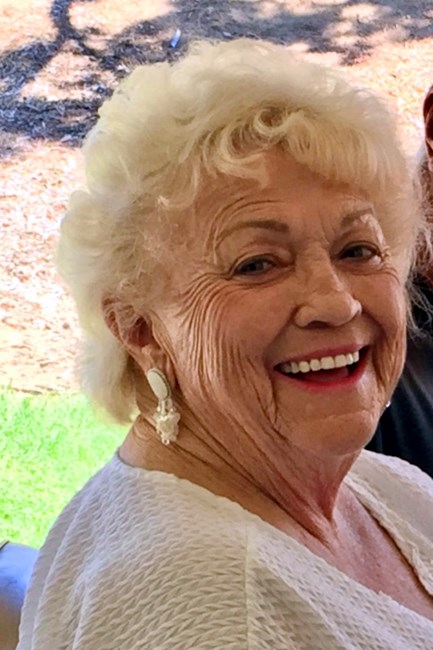 Avis de décès de Joan Helene Smith