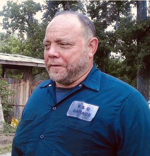 Obituary of John Earl Williams