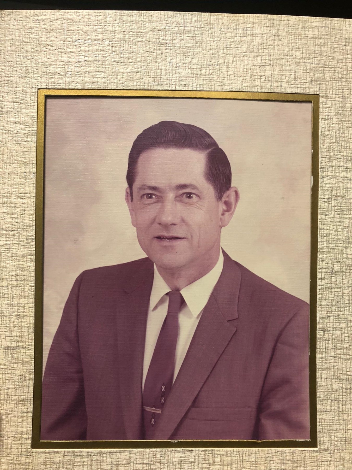 Obituary of Robert Edward "Bob" DeMain