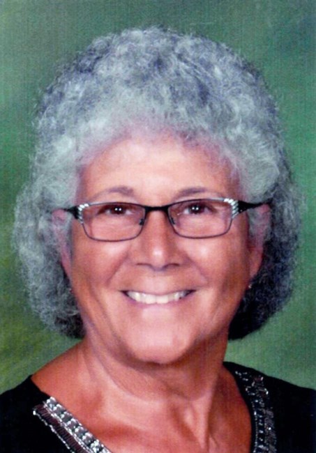 Obituario de Mrs. Nella Colasuonno