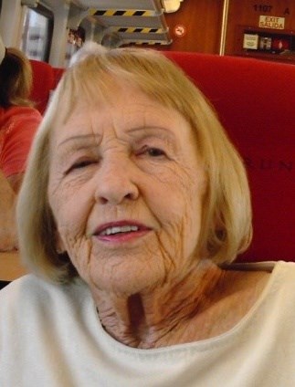 Obituary of Carolyn R Lindsey