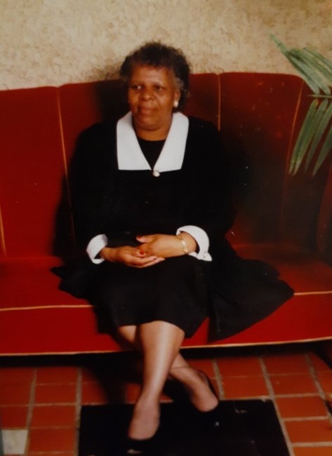 Obituary of Mozetta Norwood Smith