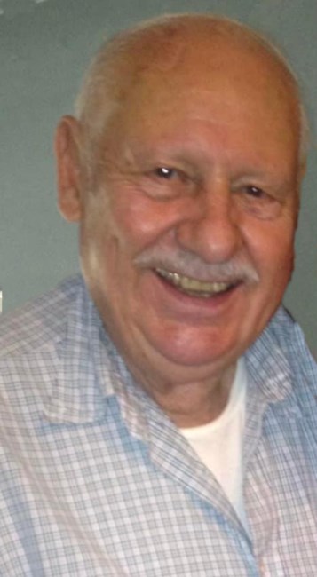 Obituary of Loren Armstrong Blum