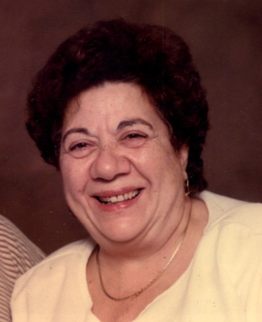 Obituary of Iola Desanto