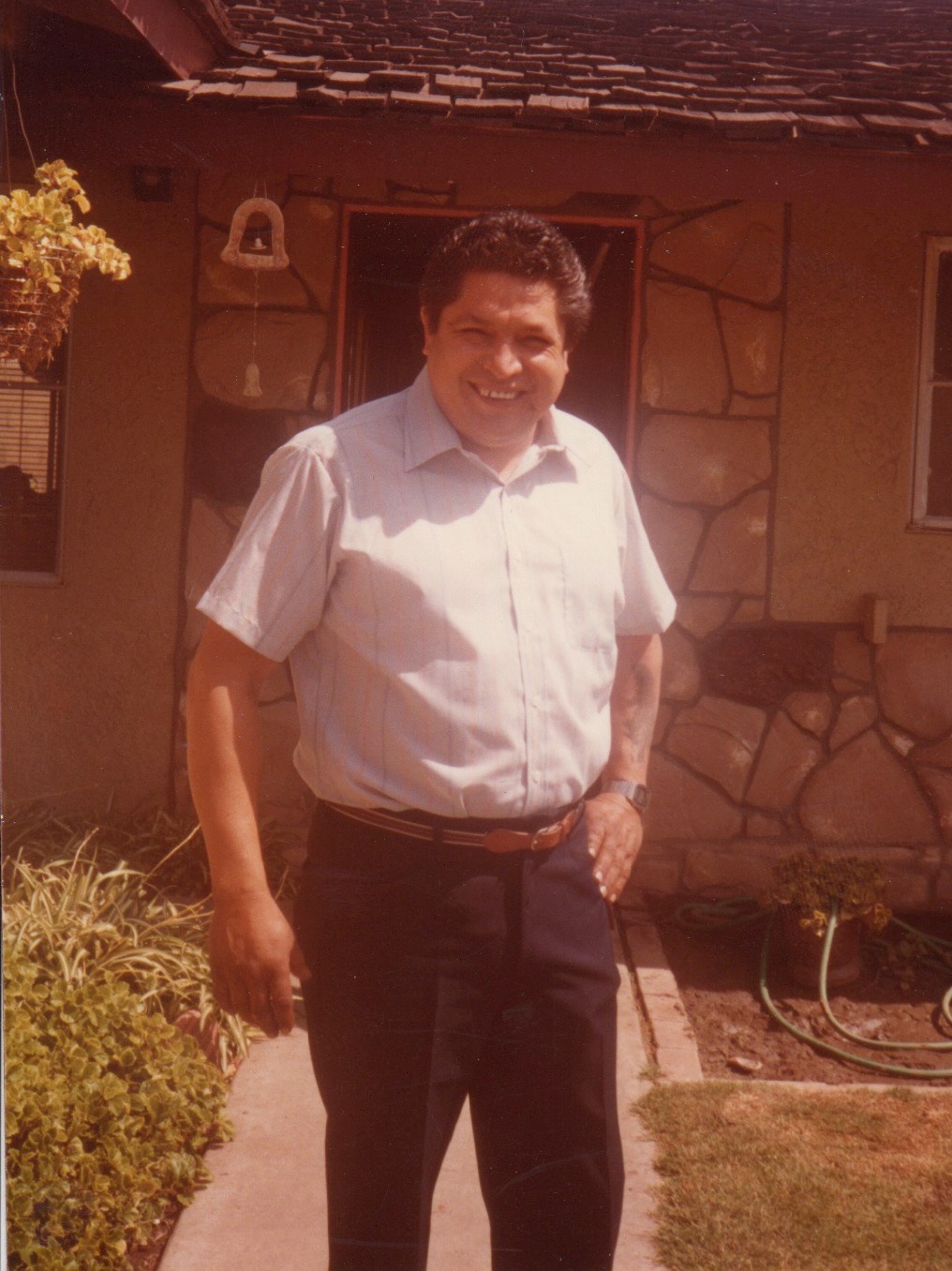 Obituary of Carl R. Cruz