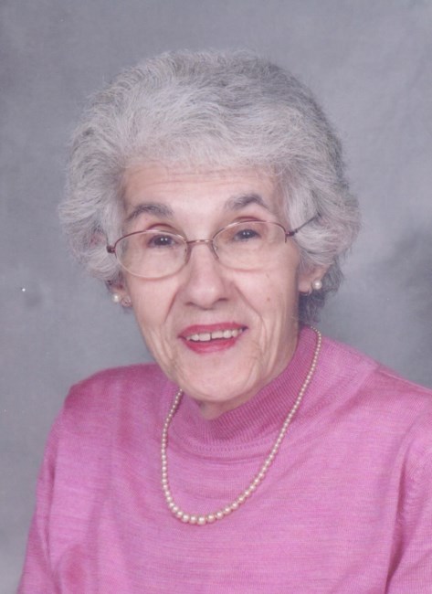 Obituario de Rose M. Holdmann
