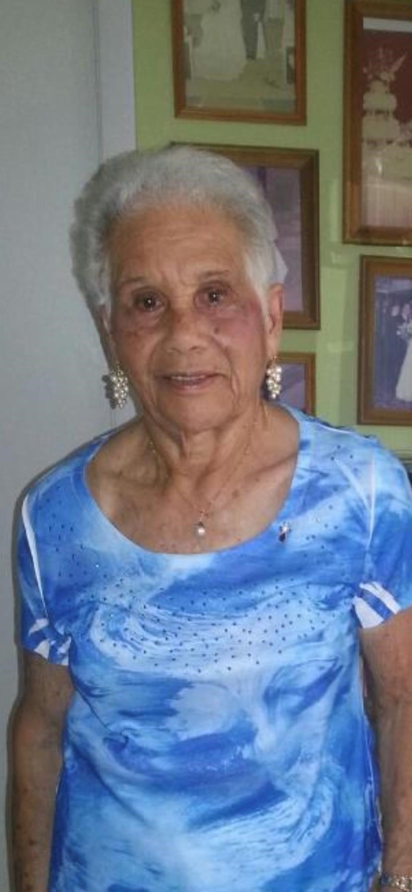 Obituary of Pastora Diaz