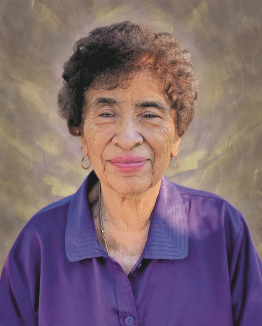 Obituary of Della Veloz