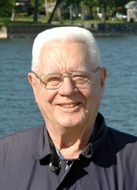 Obituary of David Harvie Hay