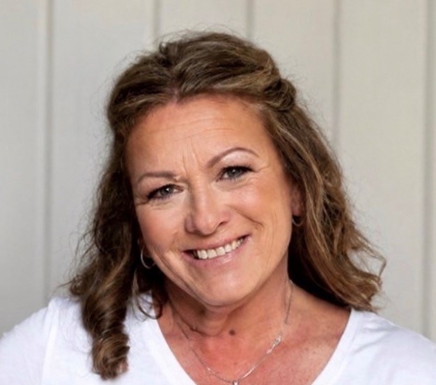 Obituary of Jennifer Leigh Knight