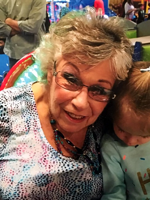 Obituario de Linda Fay Gross