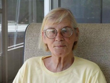 Obituary of Carolyn Thorla