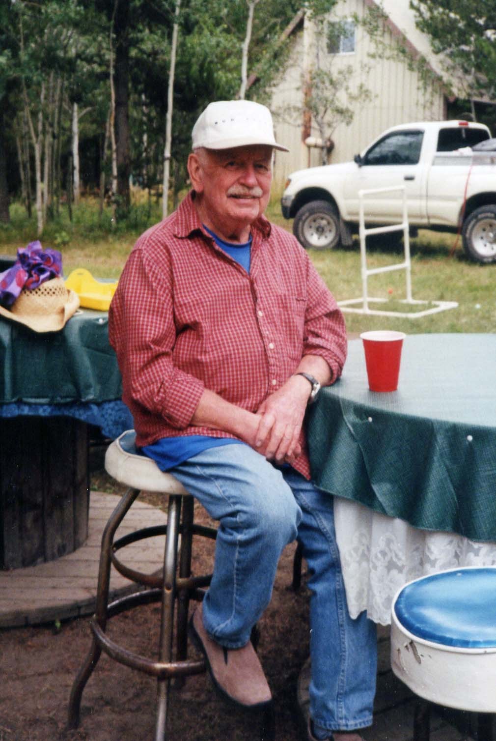 Obituary of Raymond L. Best